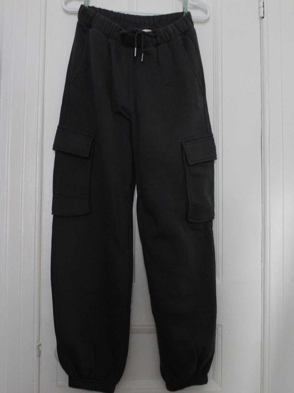 *NWT* Abercrombie&Fitch  Dark Grey Sweatpants size S